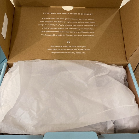 NIB [Life Stride] Radiant Glow Slip-on Slide Flats Sandals Womens Multiple Sizes - Picture 5 of 5